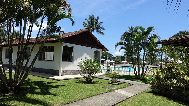 Duplex c/ Hidro - Cond. Luxo c/ 3 Praias