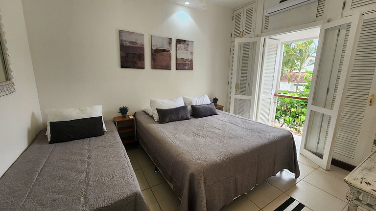 Duplex c/ Hidro - Cond. Luxo c/ 3 Praias