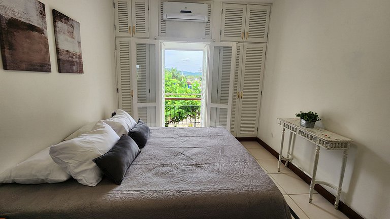 Duplex c/ Hidro - Cond. Luxo c/ 3 Praias