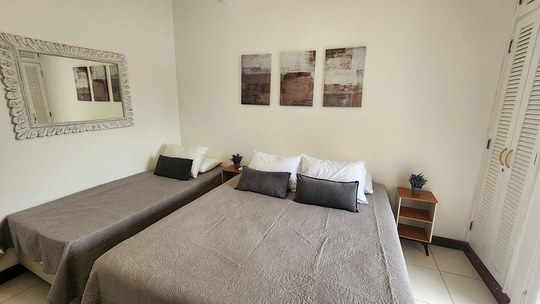 Duplex c/ Hidro - Cond. Luxo c/ 3 Praias