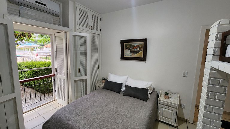 Duplex c/ Hidro - Cond. Luxo c/ 3 Praias