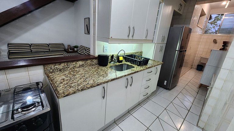 Duplex c/ Hidro - Cond. Luxo c/ 3 Praias